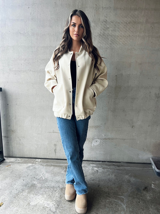 bomber jacket beige